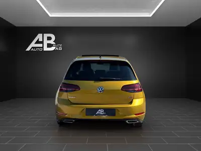 Volkswagen Golf VII 1.5 TSI R-Line EVO — Berline performante, état impeccable, 92 000 km — intérieur