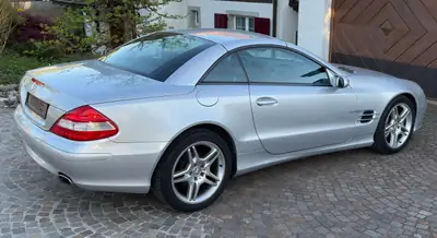 Mercedes-Benz SL 350 V6 — Cabriolet prestige 2007, 68 000 km, état impeccable — interni