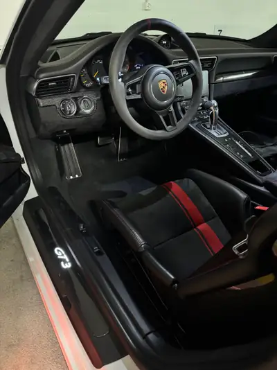 Porsche 911 4.0 GT3 PDK — Légendaire sportive 500 ch, seulement 29 900 km — detail