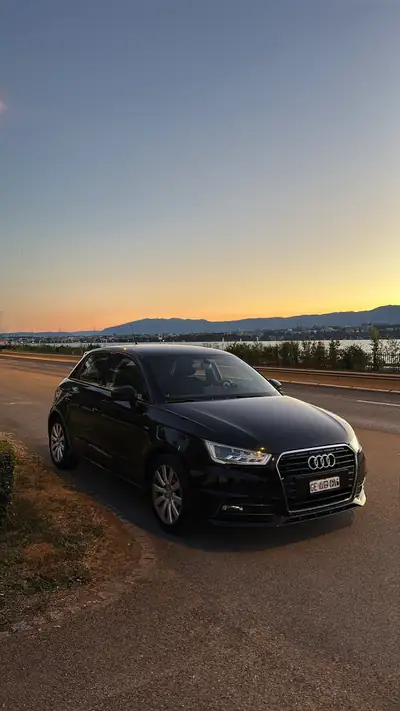 Audi A1 1.0 TFSI ultra Sport S-Tronic — Citadine dynamique, 145'000 km, sans sinistre — Außenansicht