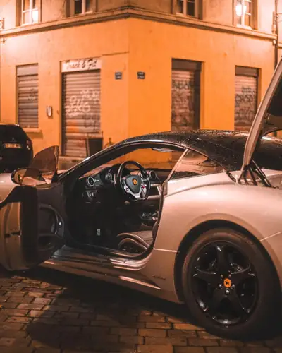 Ferrari California 4.3 — Cabriolet légendaire, 489 ch et seulement 64'000 km — détail