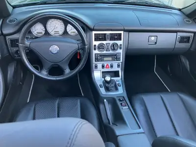Mercedes-Benz SLK 200 Kompressor — Cabriolet sportif, moteur suralimenté, 77'700 km — Detail
