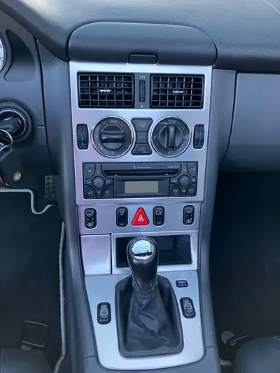 Mercedes-Benz SLK 200 Kompressor — Cabriolet sportif, moteur suralimenté, 77'700 km — Miniatur 7