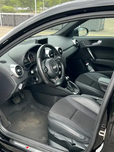 Audi A1 1.4 TFSI Ambition S-Tronic — Citadine dynamique, 133'000 km, sans sinistre — Armaturenbrett