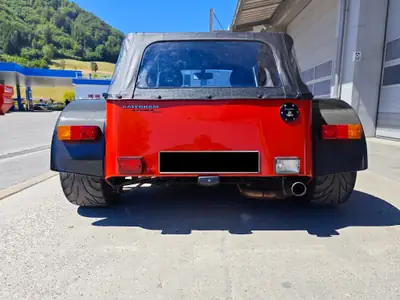 Caterham Seven 175 CSR — Le roadster brit mythique, 34'000 km seulement — Innenraum