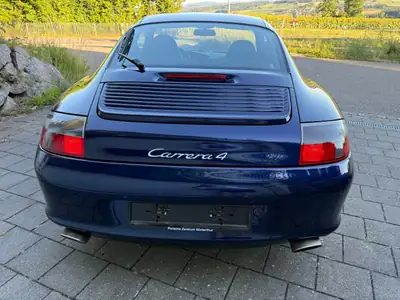Porsche 911 Carrera 4 3.6 — Coupé sportif emblématique, 144'000 km, sans accident — Armaturenbrett