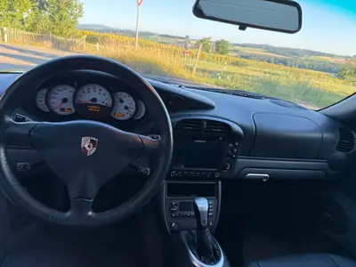 Porsche 911 Carrera 4 3.6 — Coupé sportif emblématique, 144'000 km, sans accident — Miniatur 8