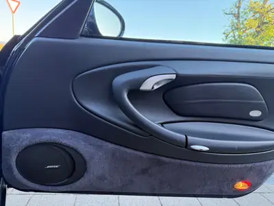 Porsche 911 Carrera 4 3.6 — Coupé sportif emblématique, 144'000 km, sans accident — Miniatur 10