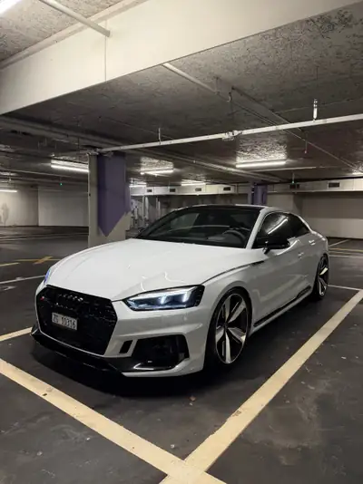 Audi RS5 Coupé 2.9 V6 TFSI — 450 ch, design blanc pur, seulement 79 800 km — side view