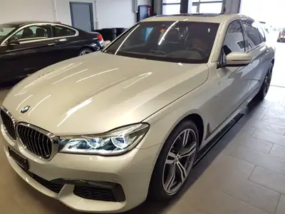 BMW 740Ld xDrive — Berline de prestige diesel, 67'000 km seulement — vista esterna