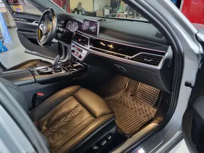 BMW 740Ld xDrive — Berline de prestige diesel, 67'000 km seulement — cruscotto