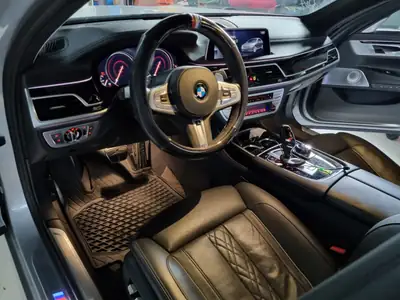 BMW 740Ld xDrive — Berline de prestige diesel, 67'000 km seulement — interni