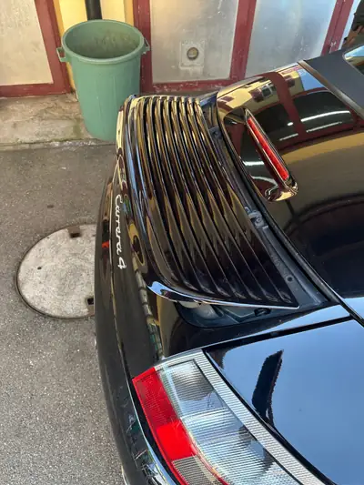 Porsche 911 3.6 Carrera 4 Facelift — Cabriolet légendaire, transmission automatique, 143'000 km — Seitenansicht