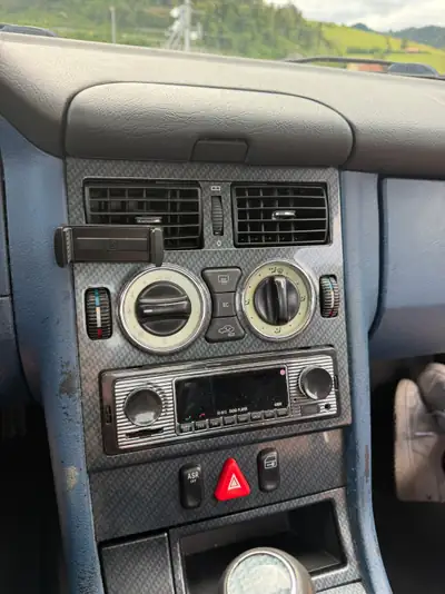 Mercedes-Benz SLK 230 Kompressor — Cabriolet sportif 1998, motorisation compressée 193 ch — Thumbnail 15