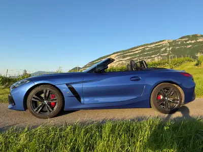 BMW Z4 30i sDrive 2023 — Cabriolet sportif, 5000 km seulement — vue extérieure