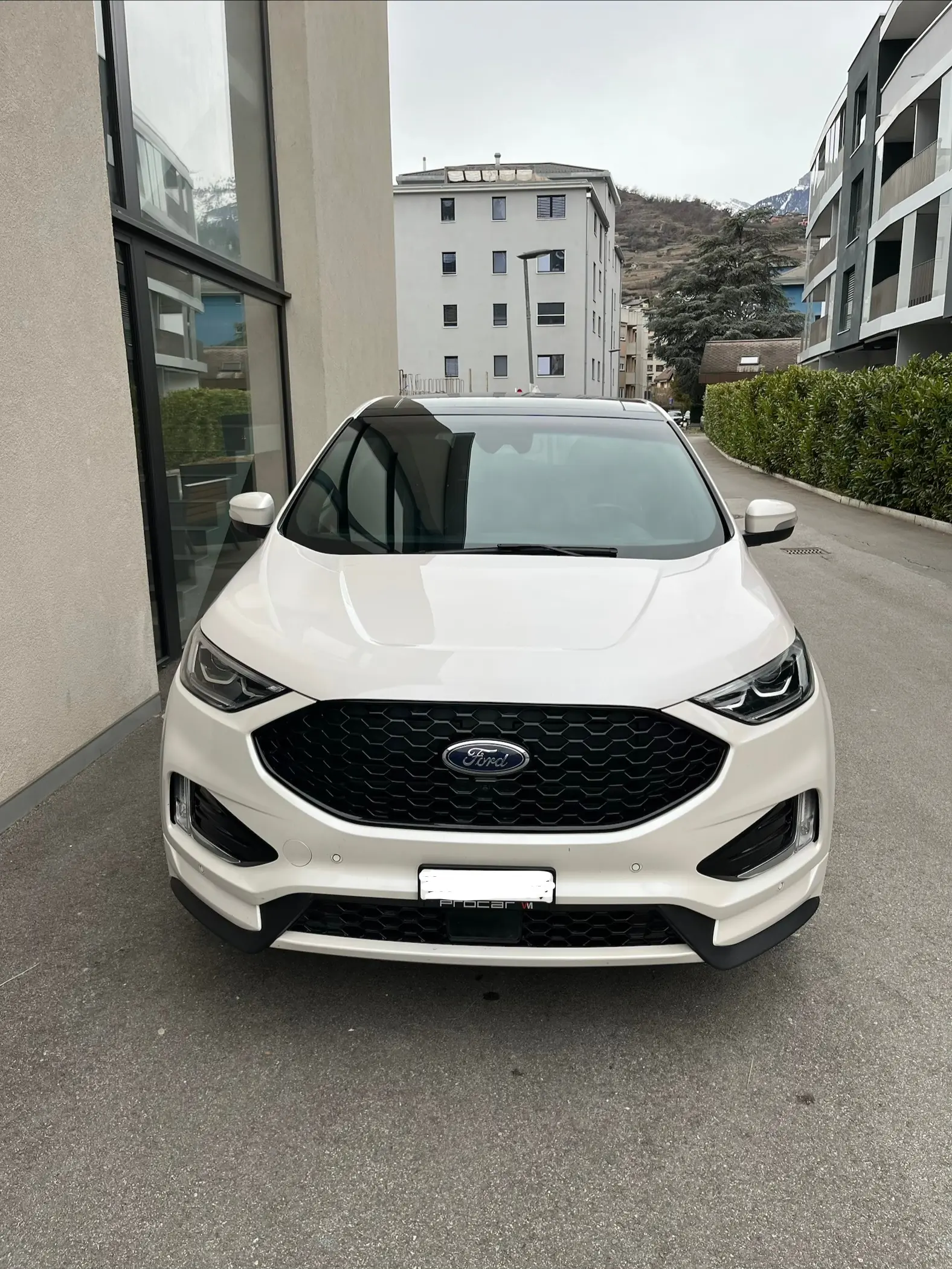 Ford Edge 2.0 EcoBlue 238 ST-Line — SUV premium diesel, 105'000 km, sans sinistre