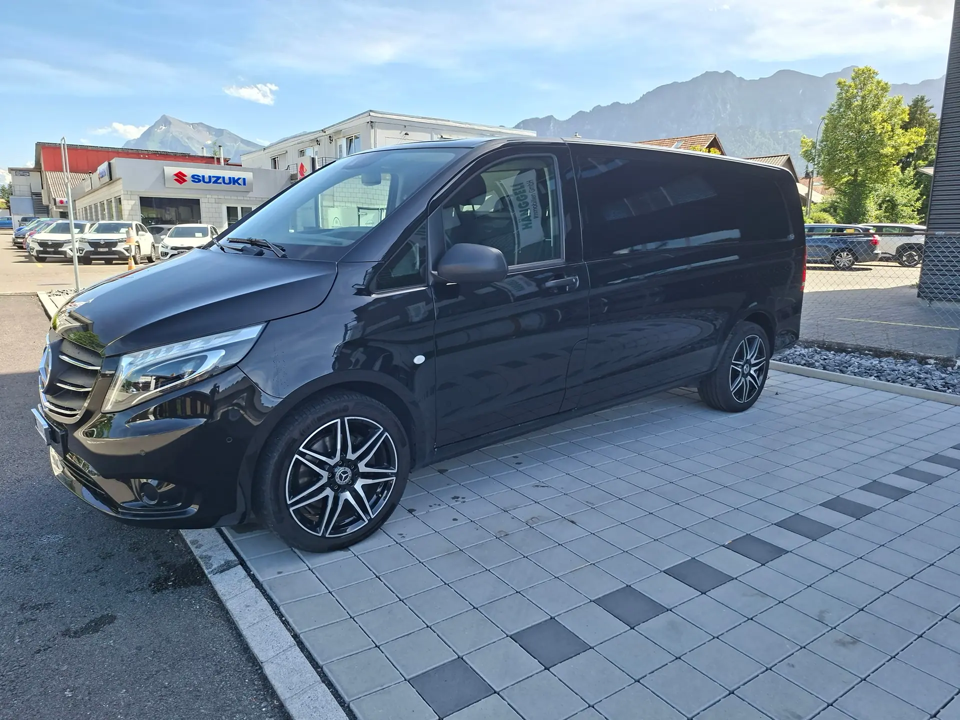 Mercedes-Benz Vito 119 Allrad — Utilitaire Premium 4x4, Boîte 9G, Seulement 64'000 km — vista esterna