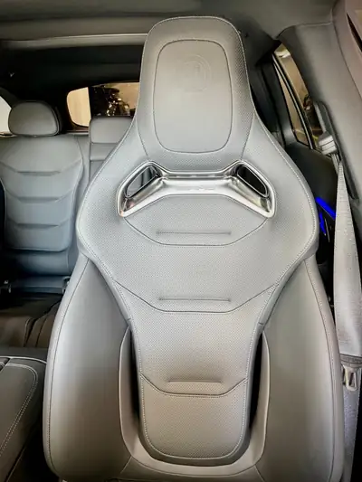 Mercedes-Benz C 63 AMG S E Performance — Berline sportive hybride rechargeable, 680 ch, très faible kilométrage — Miniatur 14
