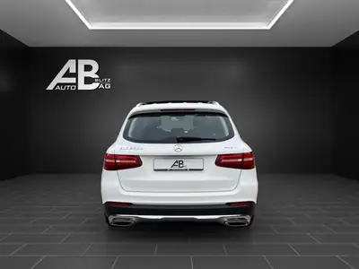 Mercedes-Benz GLC 250 d Exclusive — SUV premium diesel 4Matic, 1ère main, tout équipé — intérieur