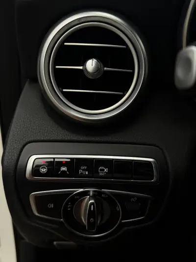 Mercedes-Benz GLC 250 d Exclusive — SUV premium diesel 4Matic, 1ère main, tout équipé — Miniature 19
