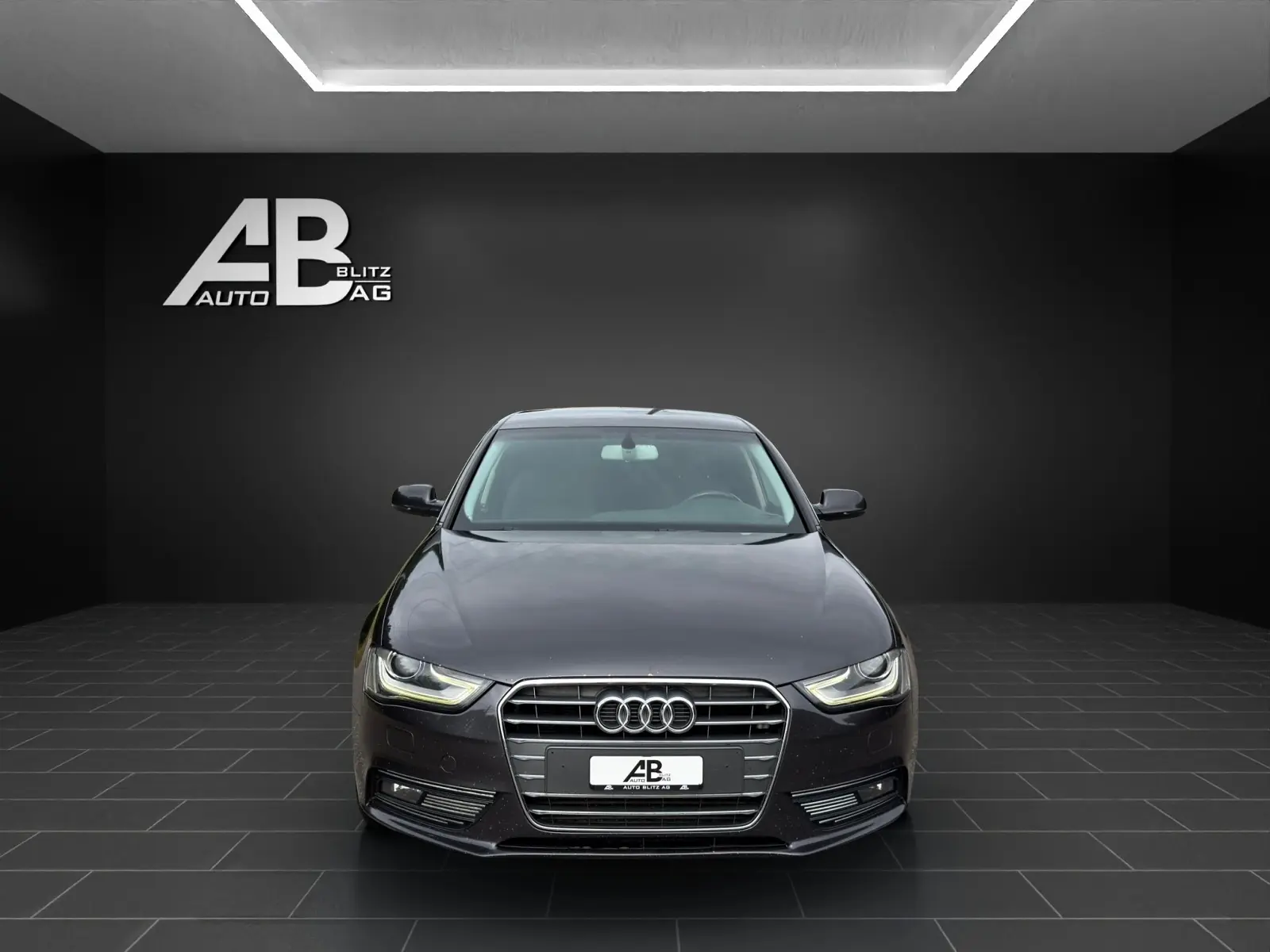 Audi A4 2012 occasion Hunzenschwil — 1