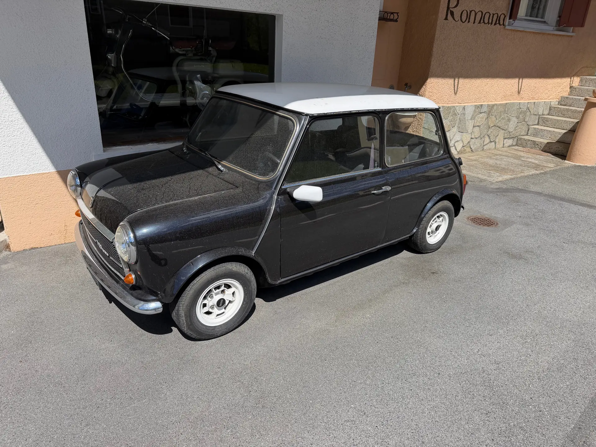 MINI 1000 — L'icône britannique de 1976, authentique et économe