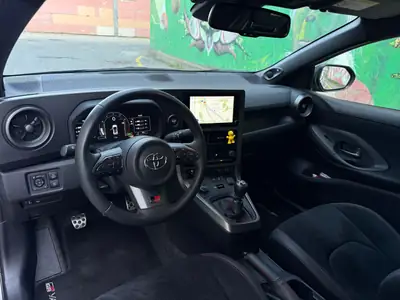 Toyota GR Yaris 1.6 GR Sport — Sportive compacte 280 ch, boîte manuelle, première main — Miniatur 10