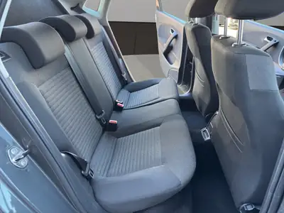 VW Polo 1.2 TSI Comfortline — Citadine polyvalente, sans accident, entretien à jour — Miniature 18