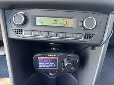 VW Polo 1.2 TSI Comfortline — Citadine polyvalente, sans accident, entretien à jour — Miniature 16