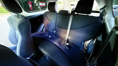Toyota Yaris 1.5 TS — Citadine fiable et économique, sans accident — Miniature 11