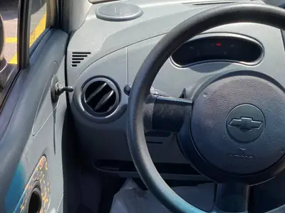 Chevrolet Matiz 800 SE Plus — Citadine automatique économique et fiable — Miniature 13