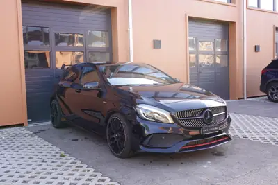Mercedes-Benz Classe A 250 Sport 4Matic — Berline dynamique, pack AMG et 4x4 intégral — arrière