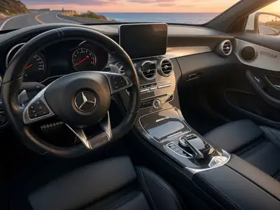 Mercedes-Benz C 63 AMG Cabriolet — 476 ch de pure performance, historique sans sinistre — vista esterna