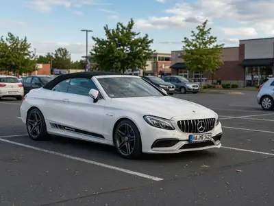 Mercedes-Benz C 63 AMG Cabriolet — 476 ch de pure performance, historique sans sinistre — vista posteriore