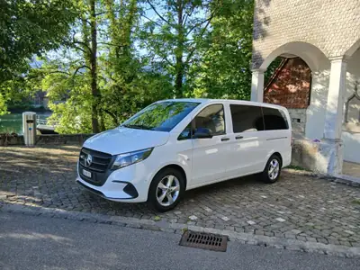 Mercedes-Benz Vito Tourer — Monospace premium 237 ch, seulement 49'000 km — vue extérieure