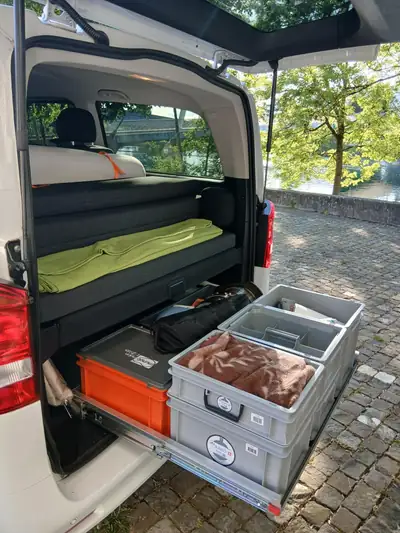 Mercedes-Benz Vito Tourer — Monospace premium 237 ch, seulement 49'000 km — tableau de bord