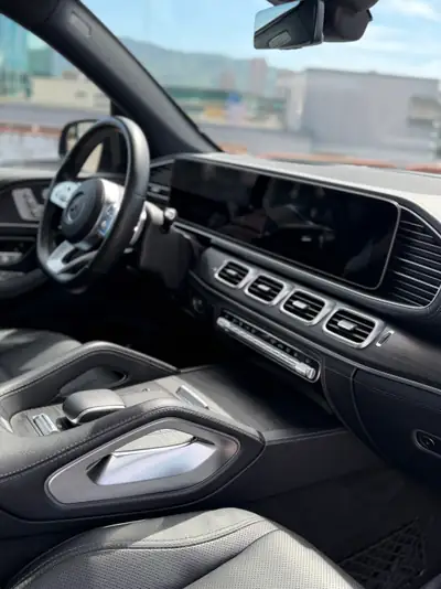 Mercedes-Benz GLE 350 de AMG Line — SUV hybride rechargeable, 64 000 km seulement — Thumbnail 10