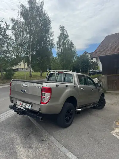 Ford Ranger 2.2 TDCi 4x4 — Pick-up robuste diesel, 4 roues motrices — arrière