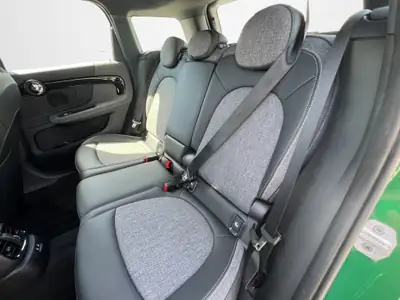 MINI Countryman F60 Cooper S ALL4 — SUV compacte performante, 28 500 km seulement — Miniature 12