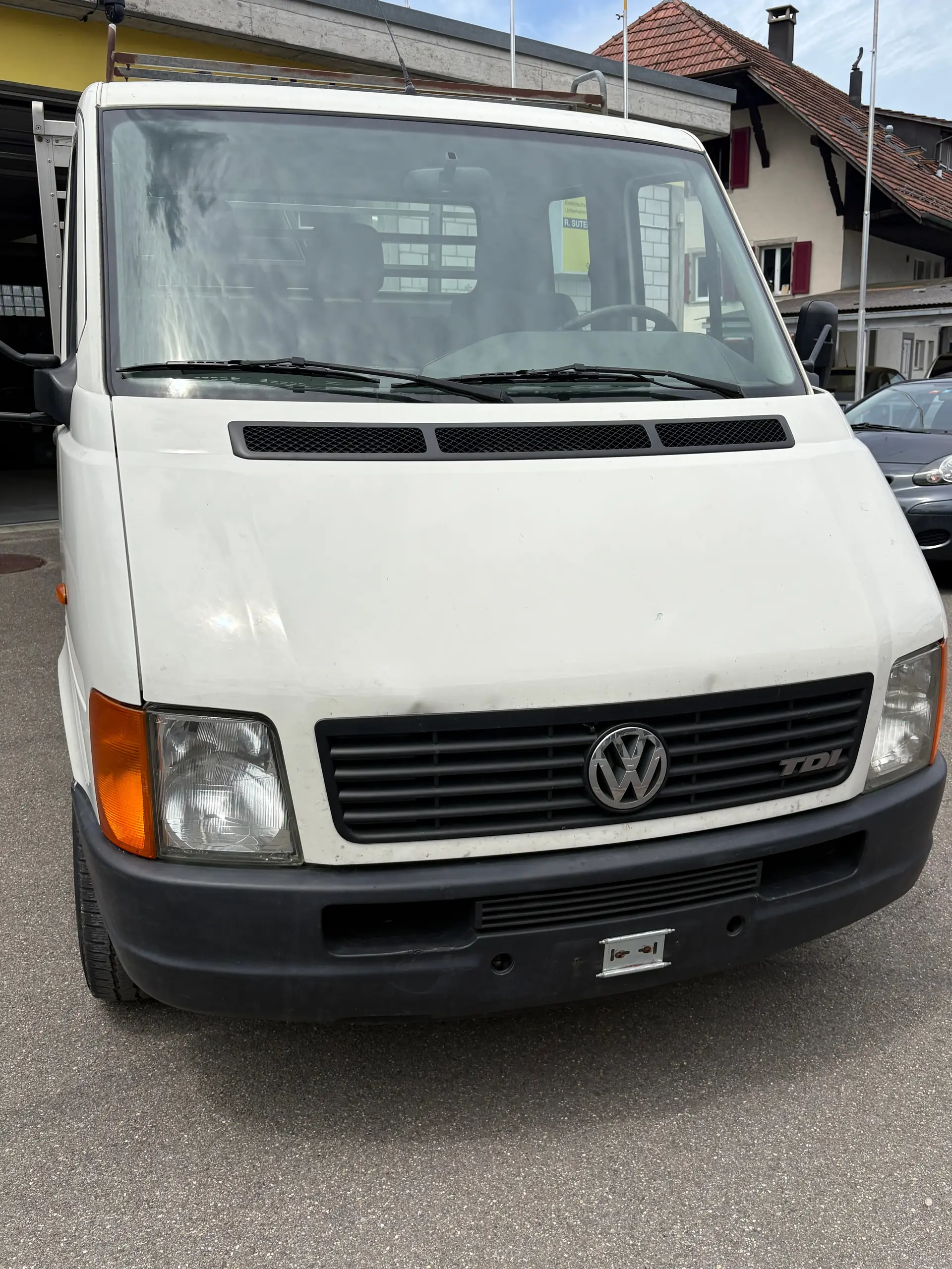 VW LT 2.5 TDI — Châssis-cabine robuste, moteur fiable 95 ch