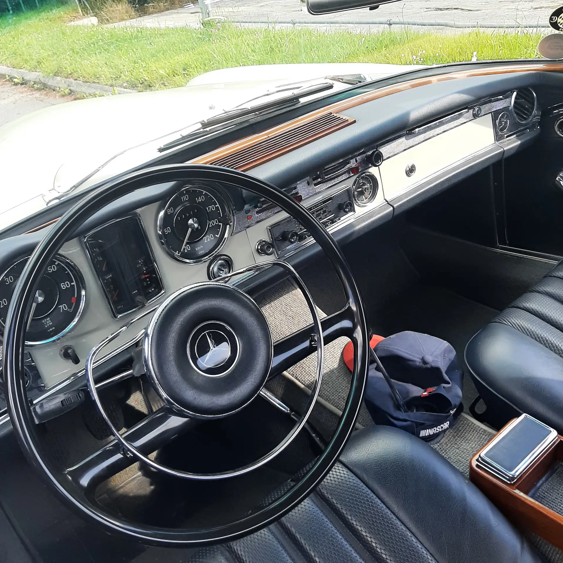 Mercedes-Benz SL 1964 occasion Morges — 2
