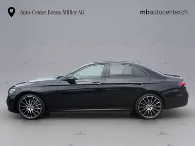 Mercedes-Benz E 220 d AMG Line 4matic — Berline premium diesel hybride, 81000 km — côté