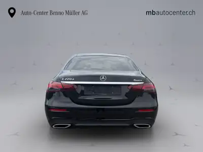 Mercedes-Benz E 220 d AMG Line 4matic — Berline premium diesel hybride, 81000 km — intérieur