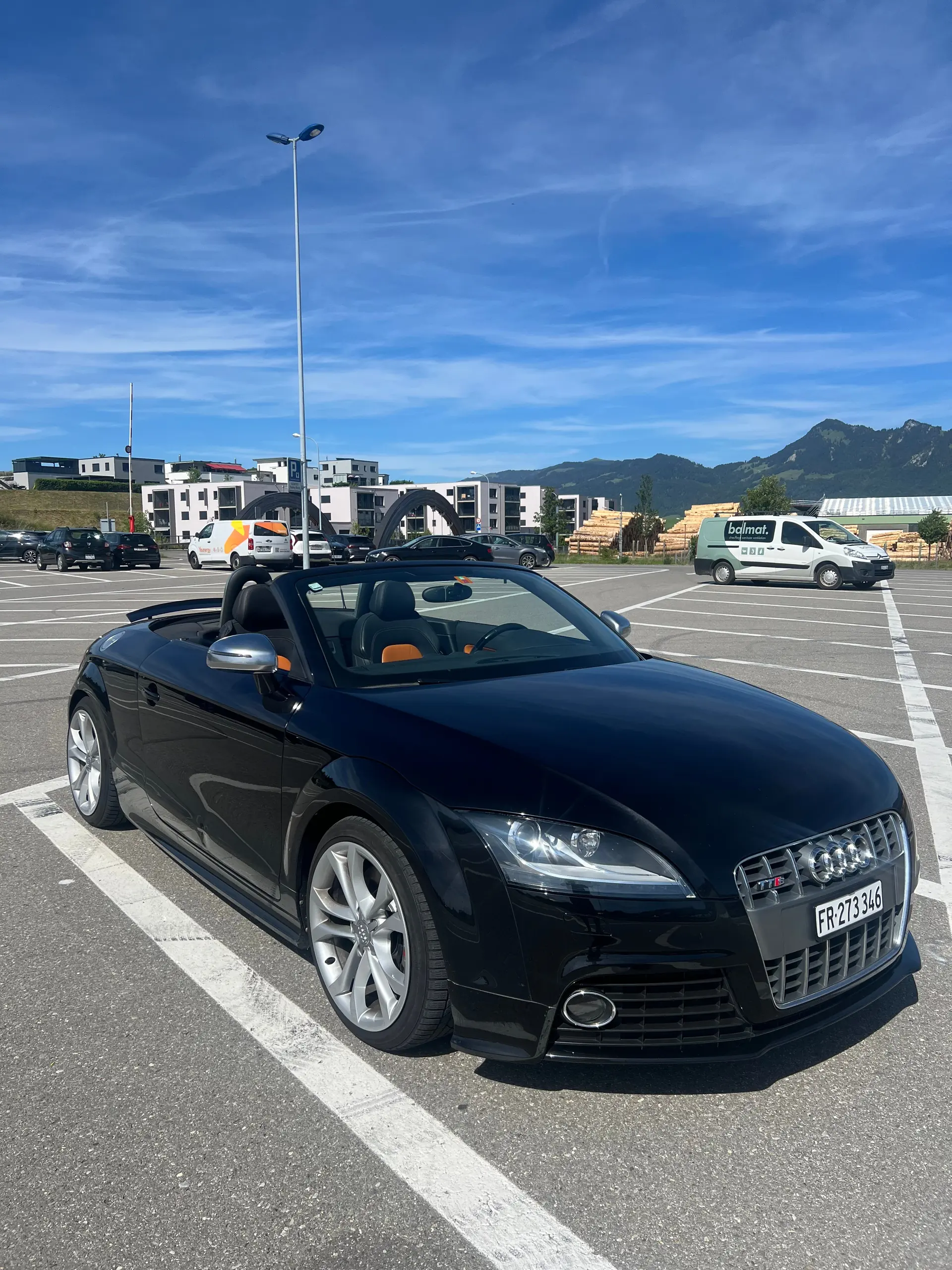 Audi TT 2.0 TFSI Quattro S-Tronic — Roadster sportif, 272 ch et transmission intégrale — vista esterna