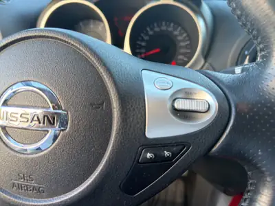 Nissan Juke 1.6 DIG-T Tekna 4x4 — SUV compact turbo, transmission CVT, tout-terrain urbain — Miniature 25