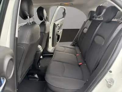 FIAT 500X 1.5 Hybrid Sport DCT — Citadin polyvalent, hybride économe et peu kilométré — Miniature 13