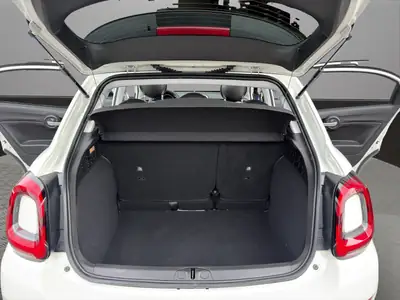 FIAT 500X 1.5 Hybrid Sport DCT — Citadin polyvalent, hybride économe et peu kilométré — Miniature 19