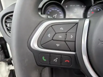 FIAT 500X 1.5 Hybrid Sport DCT — Citadin polyvalent, hybride économe et peu kilométré — Miniature 24