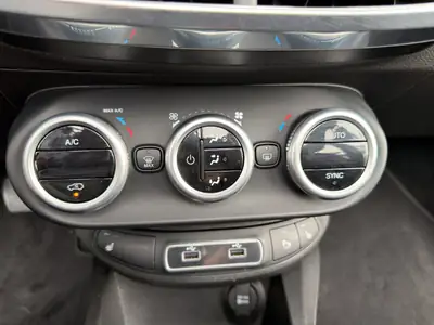 FIAT 500X 1.5 Hybrid Sport DCT — Citadin polyvalent, hybride économe et peu kilométré — Miniature 22