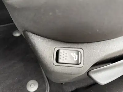 FIAT 500X 1.5 Hybrid Sport DCT — Citadin polyvalent, hybride économe et peu kilométré — Miniature 26